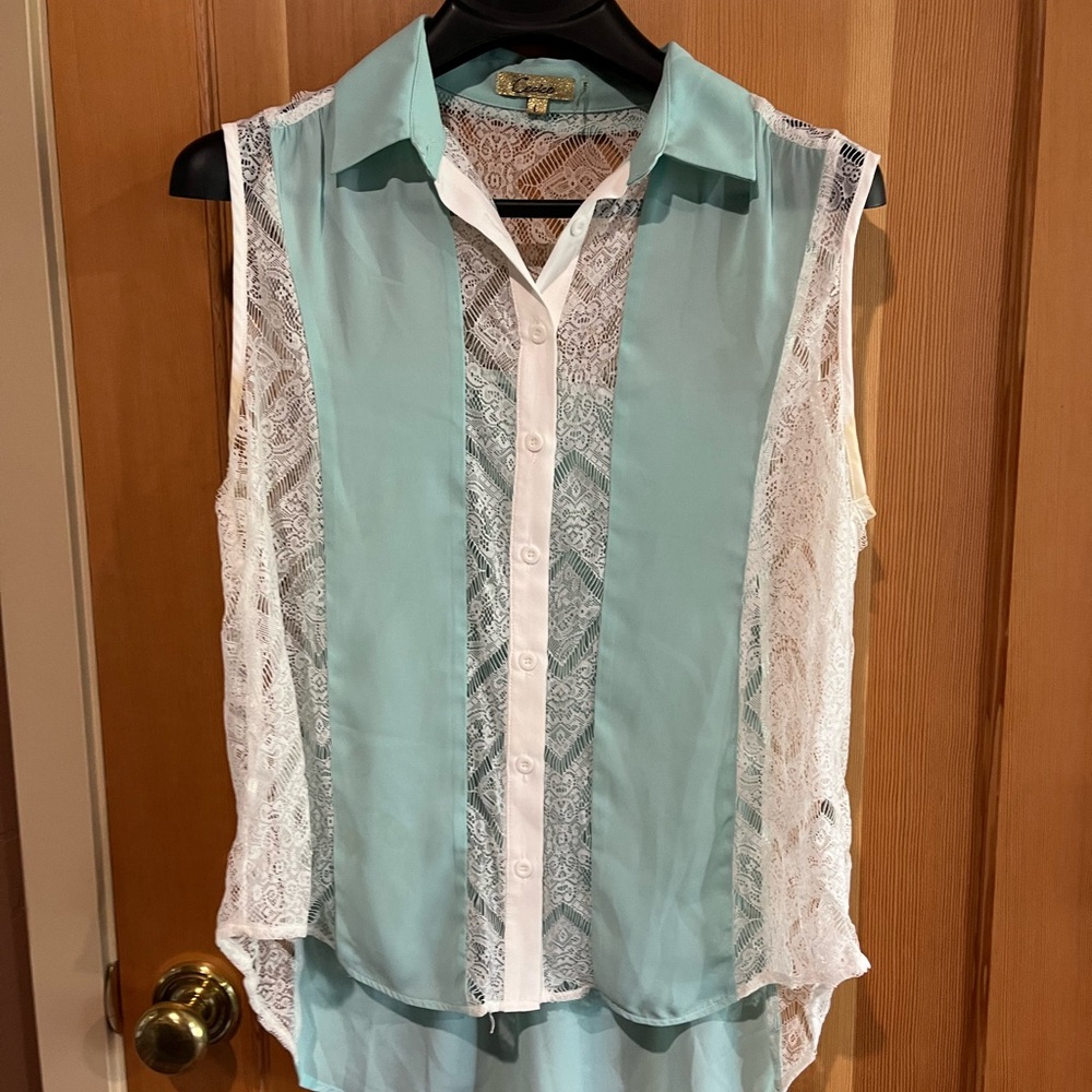 Cecico Sleeveless Lace Blouse - Aqua and White